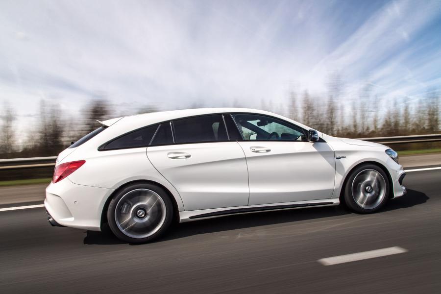  Mercedes-AMG CLA45 Shooting Brake 2015 года  (UK) (фото 4 из 30)